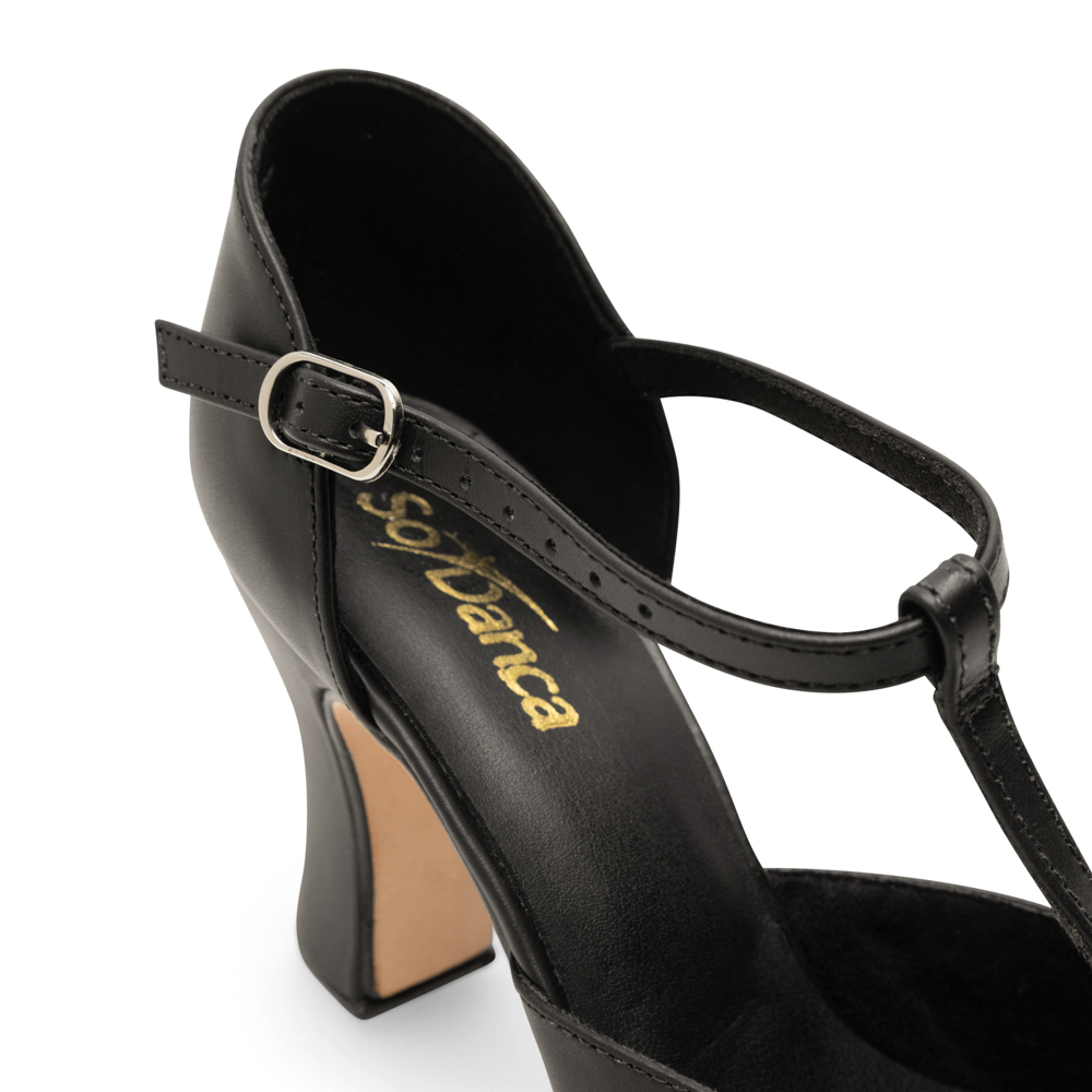Ladies Character Shoes CH98